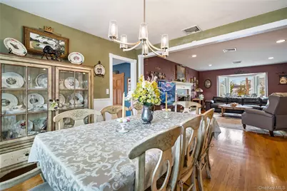 20 Biltmore Boulevard, Massapequa, NY 11758 - Photo 15