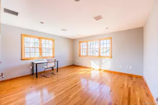 45-12 244th St, Little Neck, NY 11362 - Photo 15