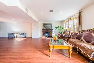 45-12 244th Street, Little Neck, NY 11362 - Photo 5