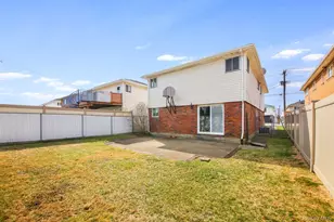 162-07 86th St, Howard Beach, NY 11414 - Photo 9