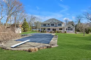 9 Walden Pl, Huntington, NY 11743 - Photo 37