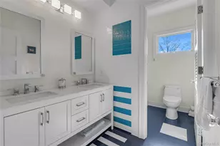 9 Walden Pl, Huntington, NY 11743 - Photo 33