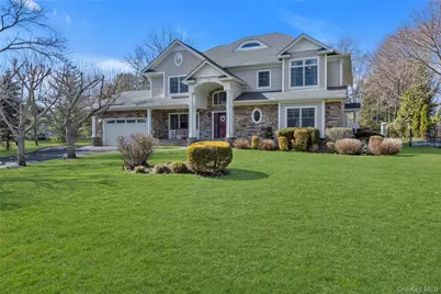 9 Walden Place, Huntington, NY 11743 - Photo 1