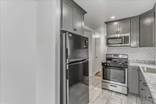8904 Avenue J, Brooklyn, NY 11236 - Photo 11