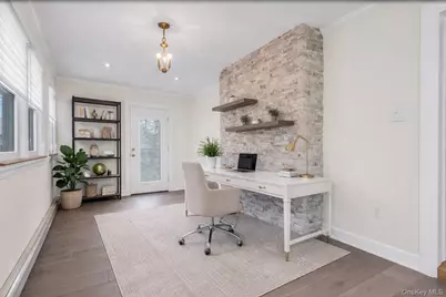 85 Violet Avenue, Floral Park, NY 11001 - Photo 7