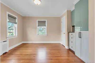 85 Violet Avenue, Floral Park, NY 11001 - Photo 21