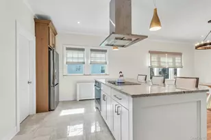 85 Violet Ave, Floral Park, NY 11001 - Photo 15