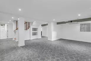 85 Violet Ave, Floral Park, NY 11001 - Photo 29