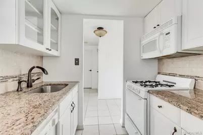 380 Fulton Street #M2, Farmingdale, NY 11735 - Photo 3