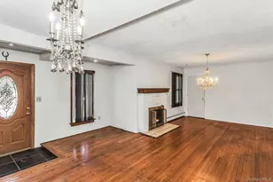 306 Park Ave, Freeport, NY 11520 - Photo 3