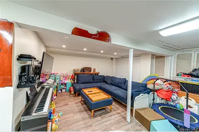 9 Leeds Street, South Huntington, NY 11746 - Photo 17