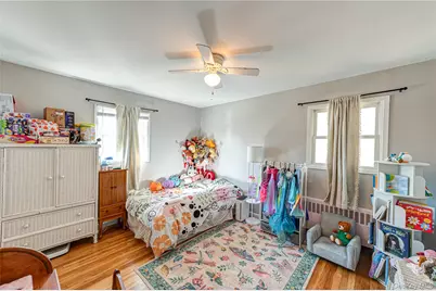 9 Leeds Street, South Huntington, NY 11746 - Photo 15