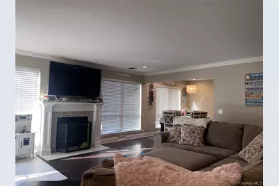 35 Vista Drive S, Manorville, NY 11949 - Photo 5