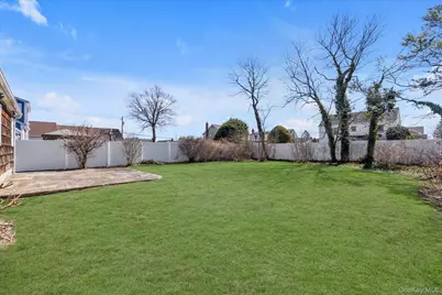 30 Colony Street, Hicksville, NY 11801 - Photo 3