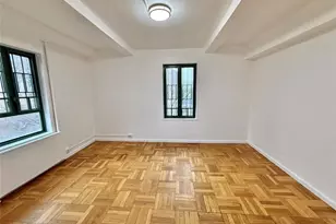 1735 Purdy St, Bronx, NY 10462 - Photo 11