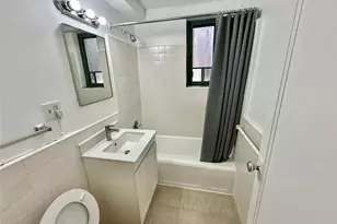 1735 Purdy St, Bronx, NY 10462 - Photo 17