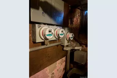 10922 Myrtle Avenue, Richmond Hill, NY 11418 - Photo 11