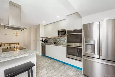 22 3rd Street, Ronkonkoma, NY 11779 - Photo 11