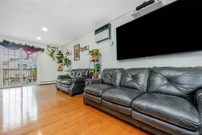 22 3rd Street, Ronkonkoma, NY 11779 - Photo 5