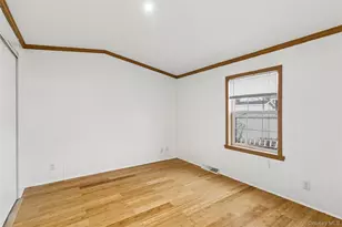 37 Hubbard Ave, Riverhead, NY 11901 - Photo 21