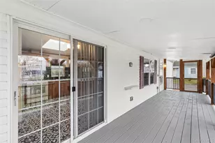 37 Hubbard Ave, Riverhead, NY 11901 - Photo 3