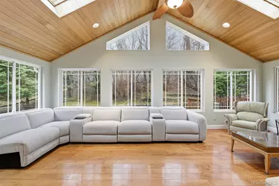 87 Capt Shankey Drive, Garnerville, NY 10923 - Photo 5