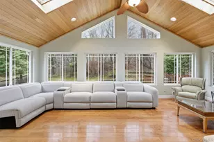 87 Capt Shankey Dr, Garnerville, NY 10923 - Photo 5