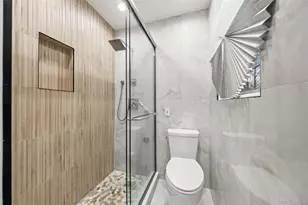 1 Darby Rd, Airmont, NY 10952 - Photo 15