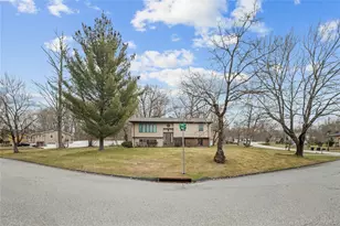 1 Darby Rd, Airmont, NY 10952 - Photo 29