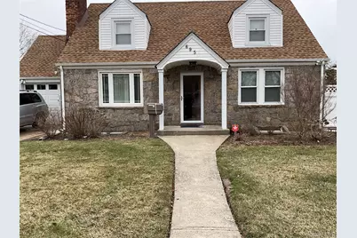 695 Goodrich Street, Uniondale, NY 11553 - Photo 7