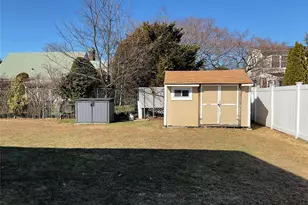 695 Goodrich St, Uniondale, NY 11553 - Photo 9