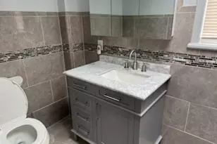 695 Goodrich St, Uniondale, NY 11553 - Photo 19