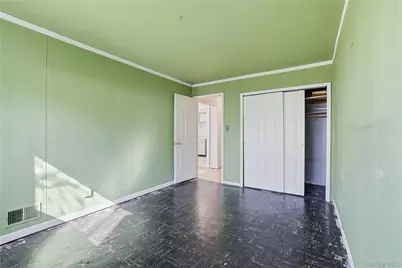 478 Leverett Avenue, New York, NY 10308 - Photo 7