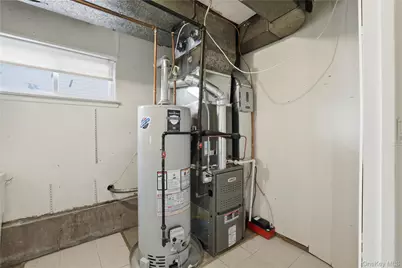 478 Leverett Avenue, New York, NY 10308 - Photo 9