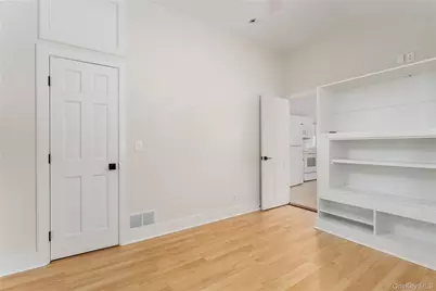 5 Sherman Avenue, Hampton Bays, NY 11946 - Photo 7