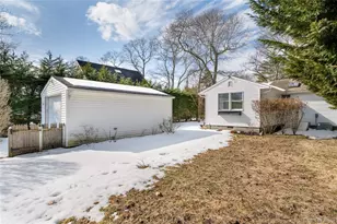 5 Sherman Ave, Hampton Bays, NY 11946 - Photo 13