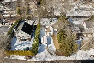 5 Sherman Ave, Hampton Bays, NY 11946 - Photo 23