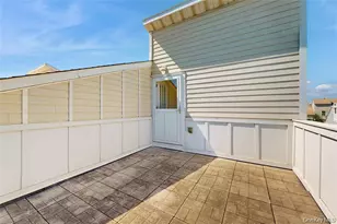 69-10 Beach Front Rd, Arverne, NY 11692 - Photo 25