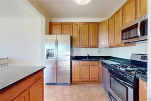 69-10 Beach Front Rd, Arverne, NY 11692 - Photo 15