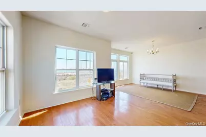 6910 Beach Front Road, Arverne, NY 11692 - Photo 9