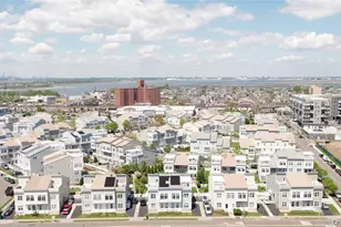 69-10 Beach Front Rd, Arverne, NY 11692 - Photo 31