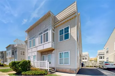 6910 Beach Front Road, Arverne, NY 11692 - Photo 3