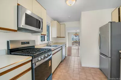 1 Spring Pond Drive #1, Ossining, NY 10562 - Photo 7