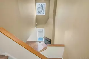 1 Spring Pond Dr, Ossining, NY 10562 - Photo 17