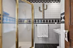 301 Berry Hill Rd, Oyster Bay, NY 11791 - Photo 29