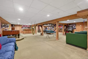 301 Berry Hill Rd, Oyster Bay, NY 11791 - Photo 33