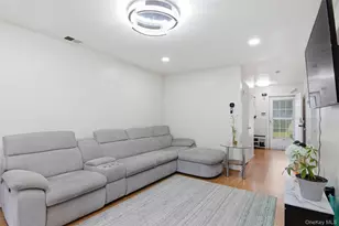 2760 Schleigel Blvd, Amityville, NY 11701 - Photo 5