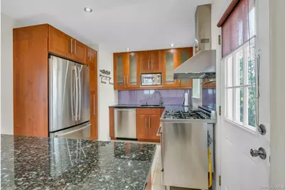 9 Virginia Avenue, Dobbs Ferry, NY 10522 - Photo 7