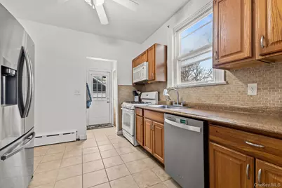 308 Mayflower Avenue, New Rochelle, NY 10801 - Photo 15