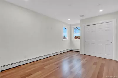 1010 California Place S, Island Park, NY 11558 - Photo 17